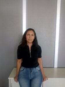 La geóloga que fusionó arte con minería y se lanzó a fabricar joyas con piedras semipreciosas de San Juan