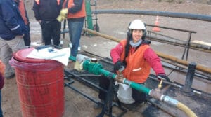 Contar con todas las industrias para paliar una crisis económica que castiga más a las mujeres