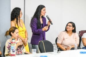 “MUJERES RIOJANAS EN EL DESARROLLO MINERO”