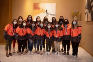 Con un fuerte foco en balance de género 53 jóvenes profesionales inician su carrera laboral en Veladero